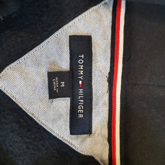Tommy Hilfiger zip hood - Picture 3 of 5